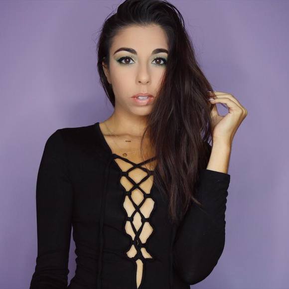 zsanellelalani